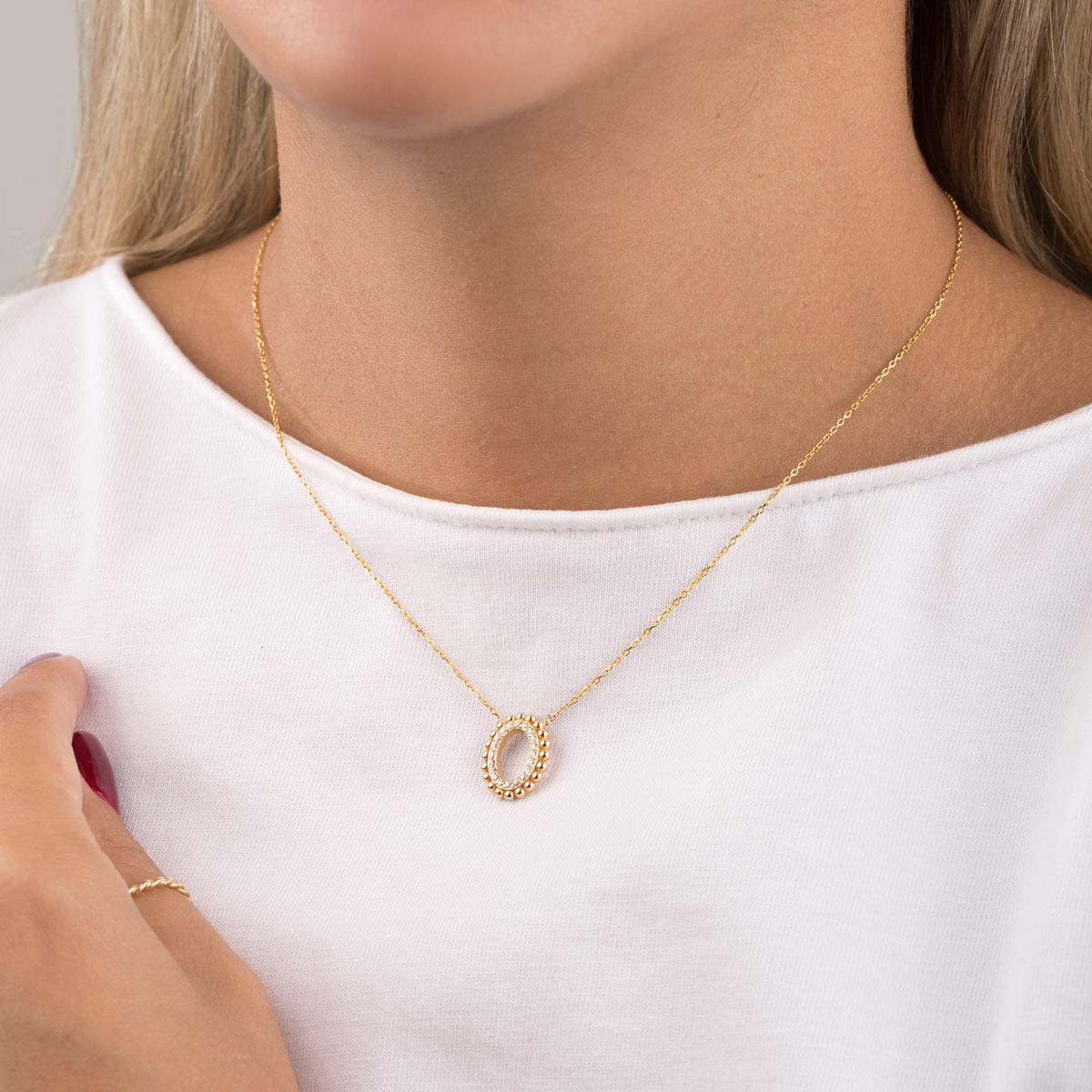 Oval Pendant Necklace with Crystals