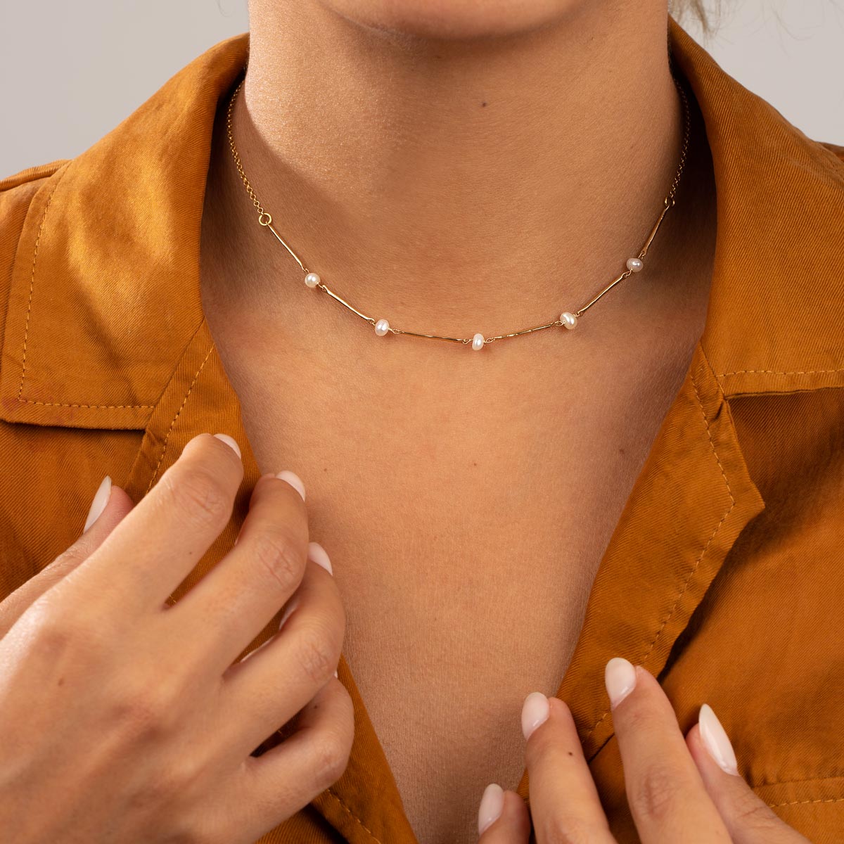 Modern Pearl Necklace