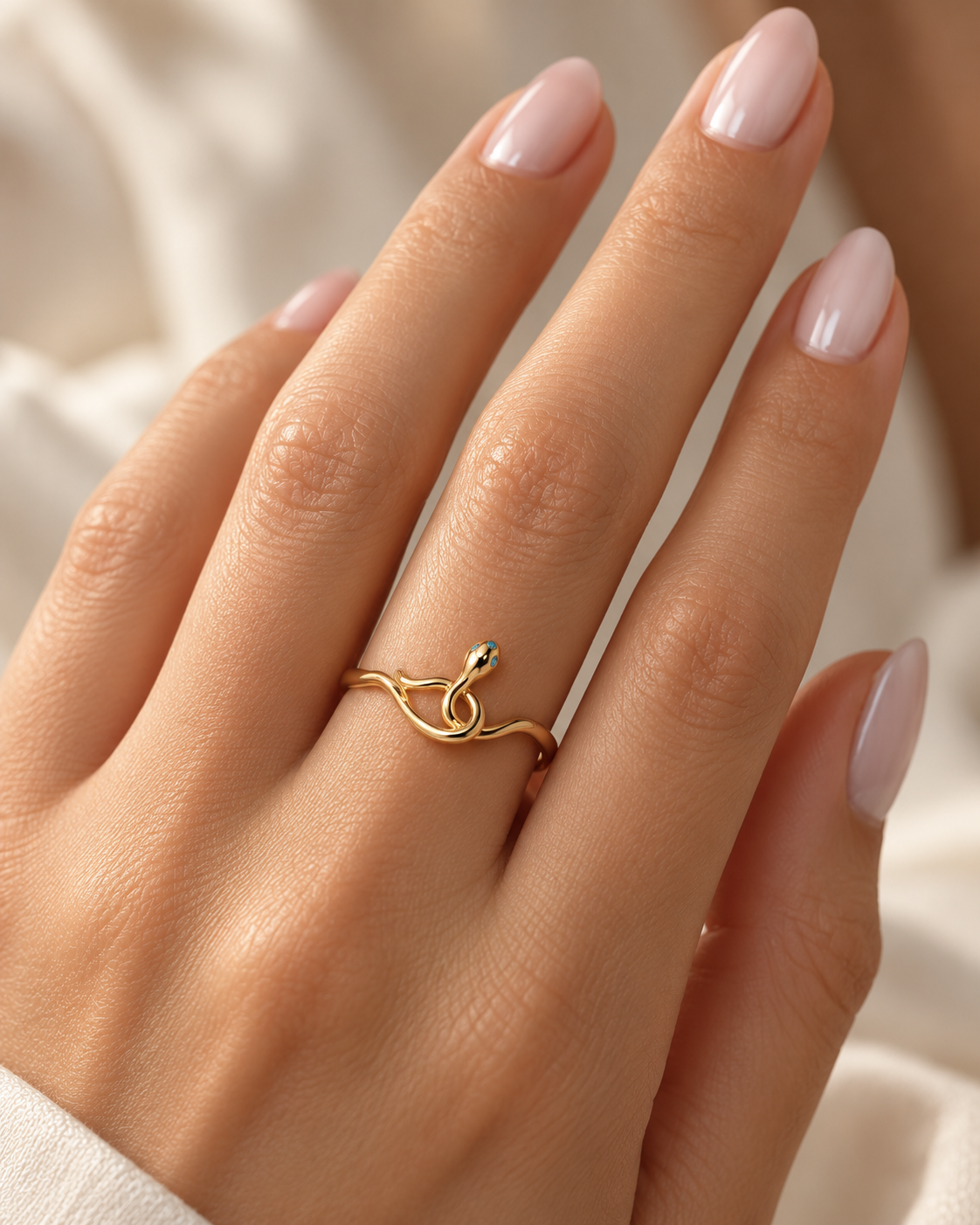 Serpentine Blue-Eye Ring