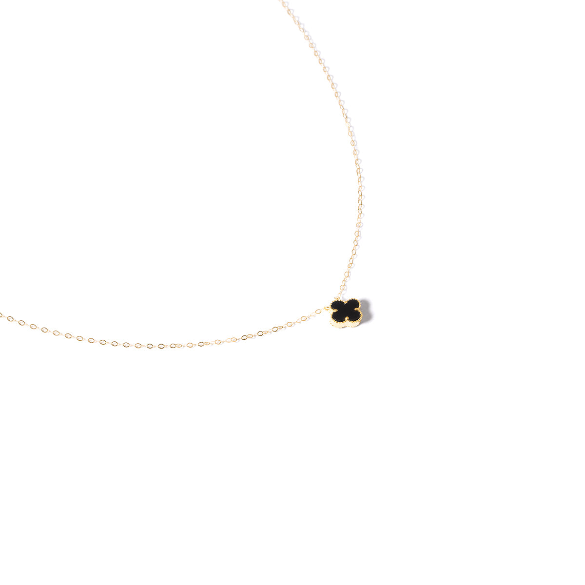 Vaan Clleef-Style Black Pendant Necklace