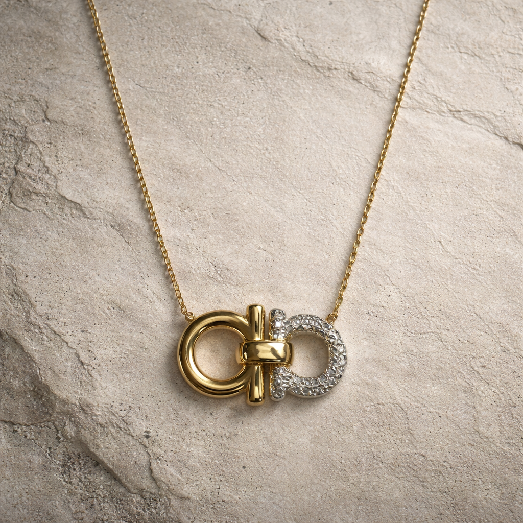 Double Horseshoe necklace