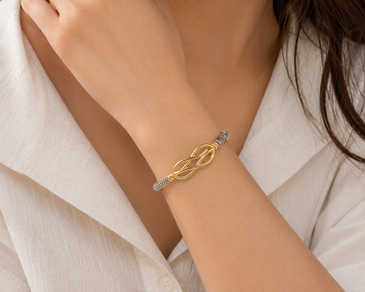 Two-Tone Twisted Wave Mesh Bangle
