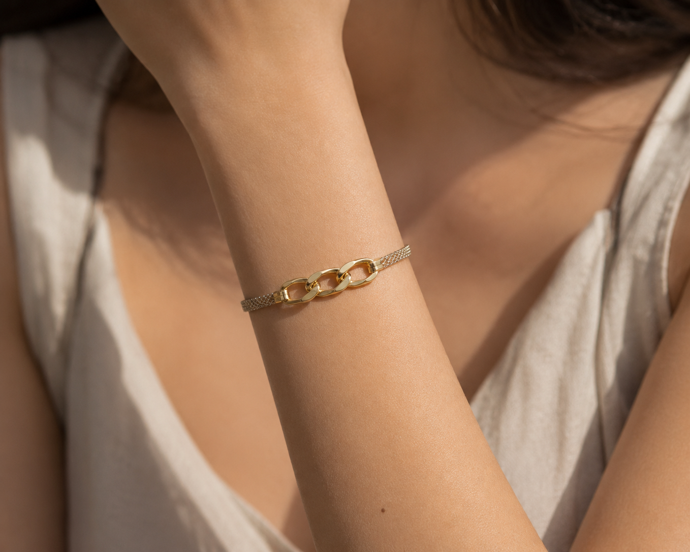 Two-Tone Linked Mesh Bangle