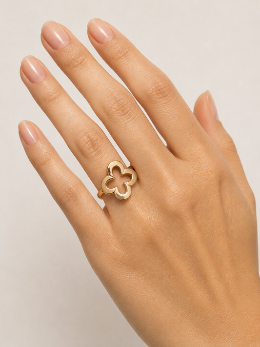 Rose Gold Clover Ring