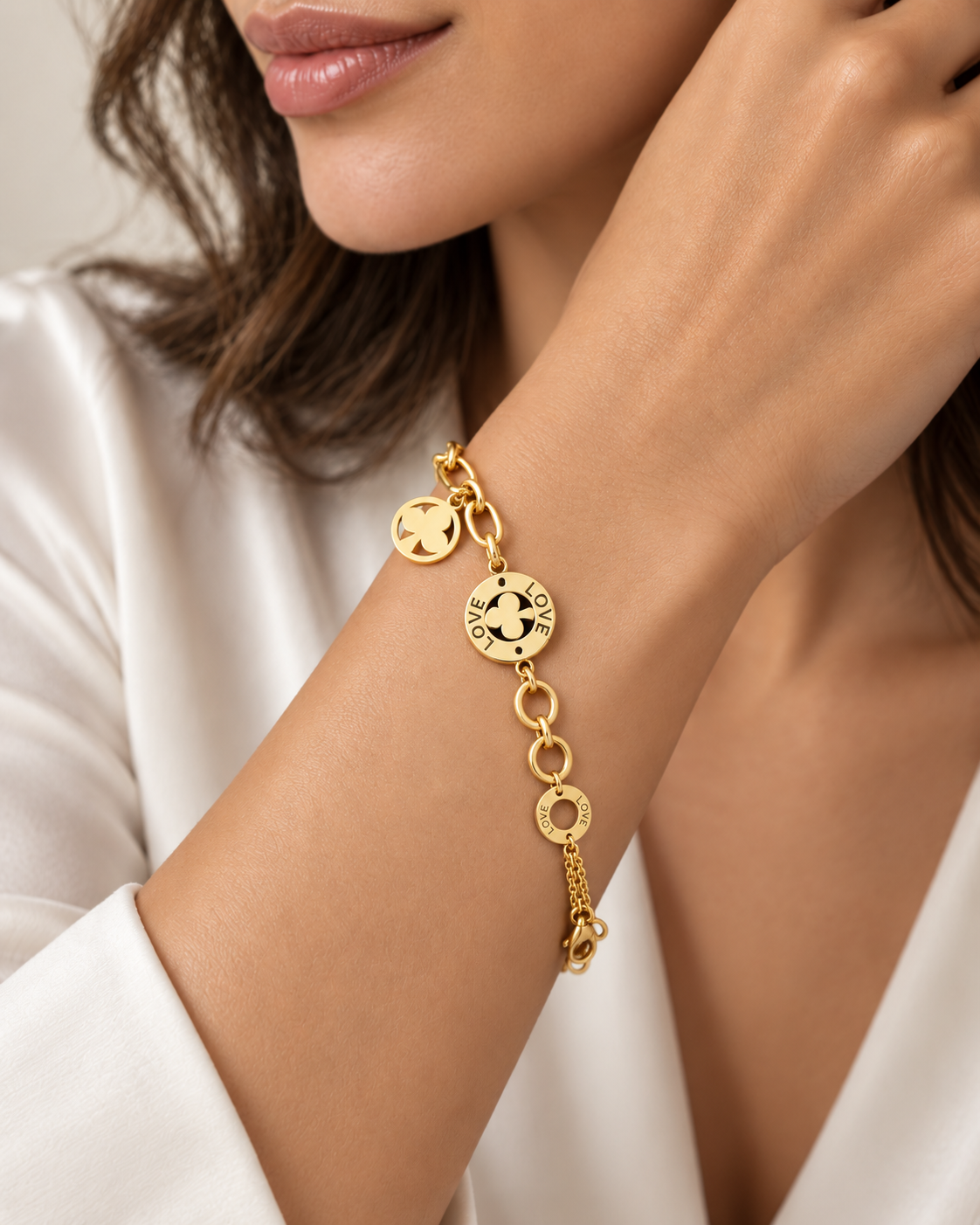 Love Clover Charm Bracelet
