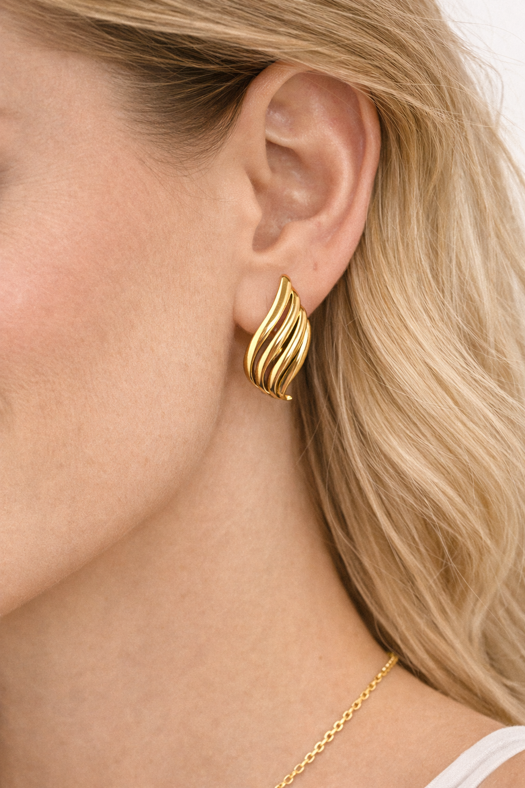 Wave earrings