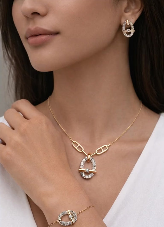 Stirrup Royale necklace