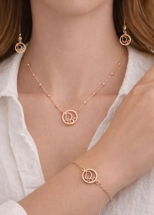 Dior necklace